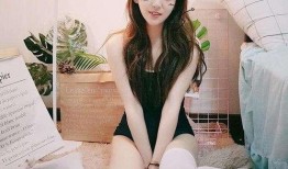 余霜爆料女解说恋情视频,揭秘女解说甜蜜爱情故事